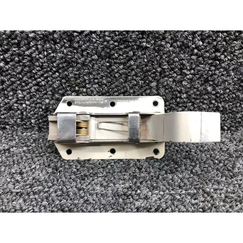 83014/H3056-1 (Alt: 472-203) Hartwell Baggage Door Latch Assembly