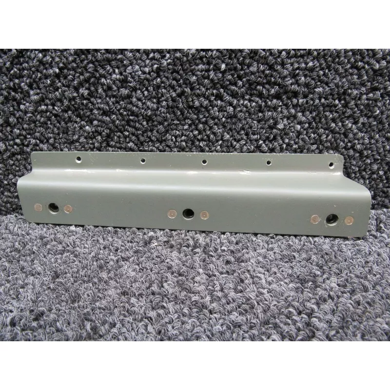 AC00860 Cessna T206H Angle Assembly